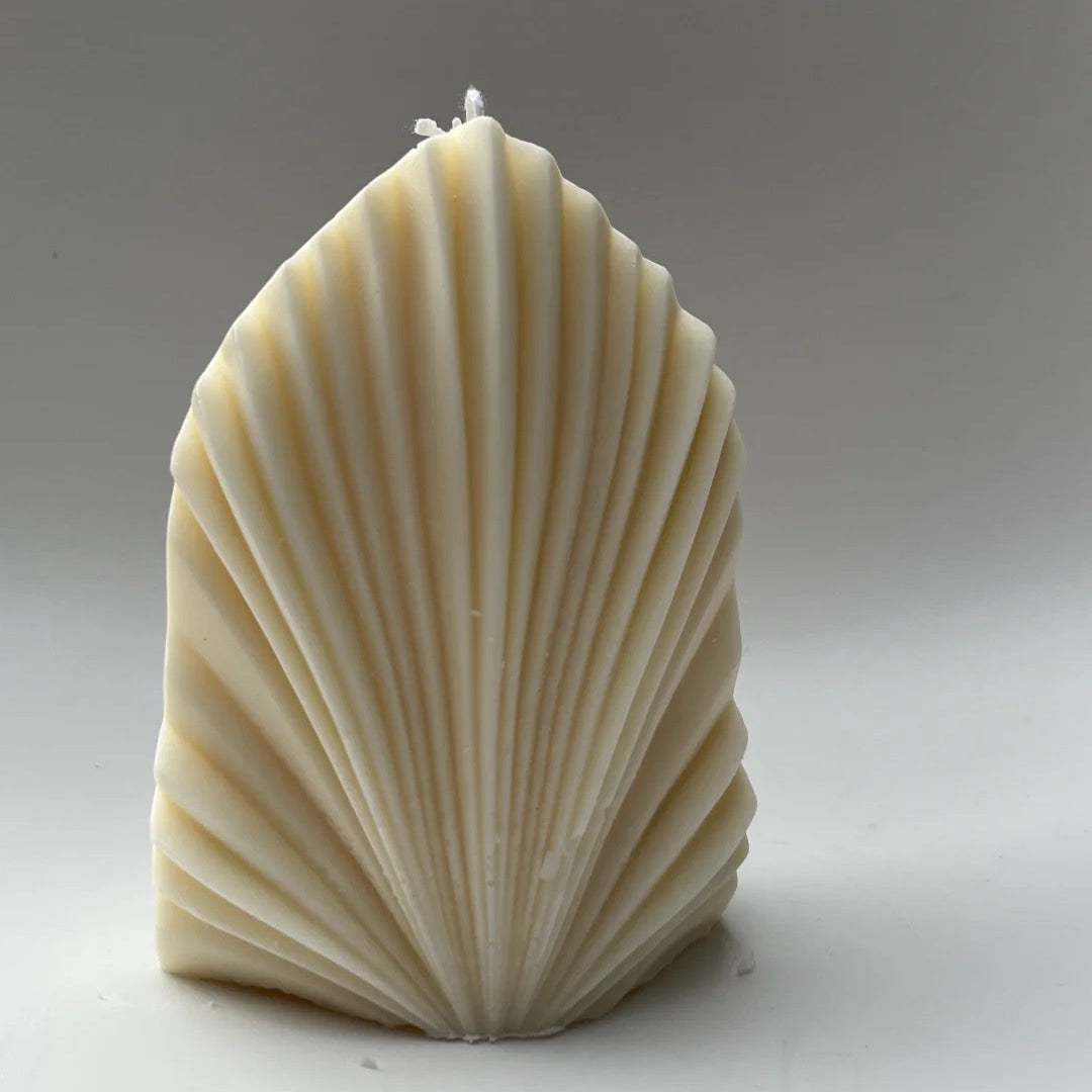 Palm Leaf Candle
