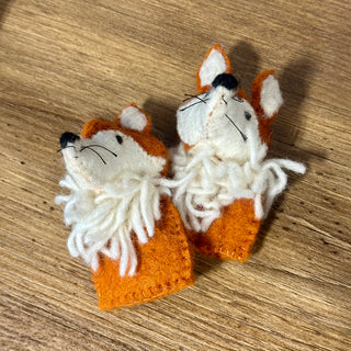 fox finger puppet