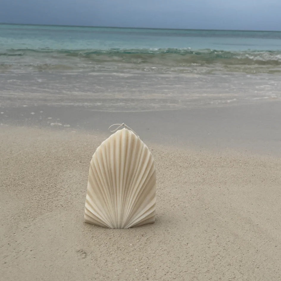 Palm Leaf Candle