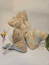 LazyBonesCozy - "Bone" Neck Cushion Lazy Bones Cozy