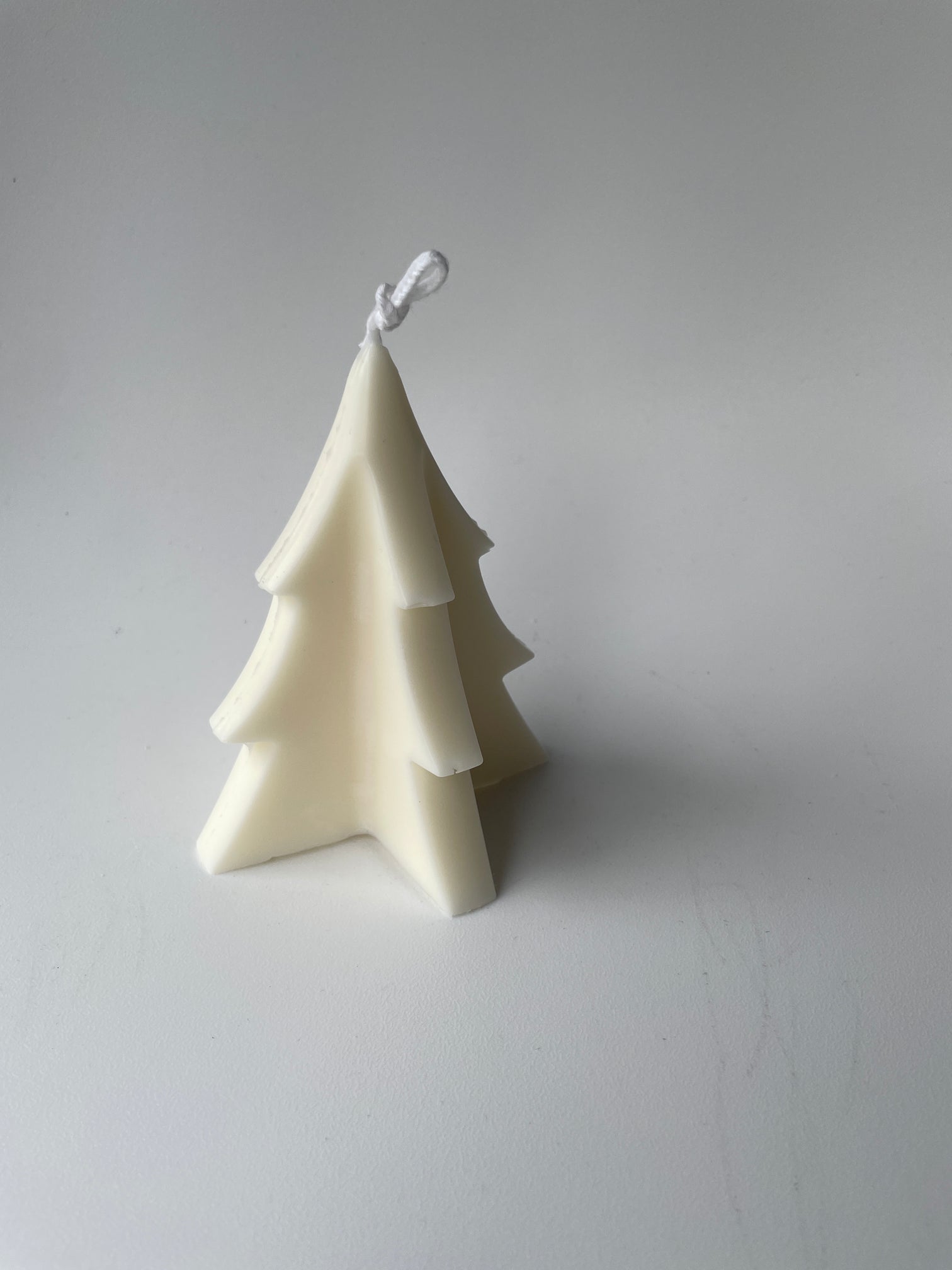 Aaram Lux - Simple TREE CANDLE